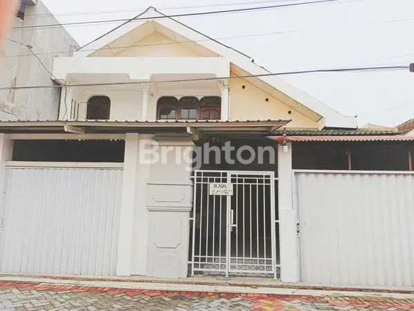 image RUMAH TENGAH KOTA , STRATEGIS , BISA LANGSUNG PAKAI, BROTOJOYO (8)