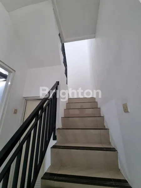 image RUMAH SIAP HUNI DI GRAND SEMANGGI MANGROVE CLUSTER ECONTUS 2 LANTAI SURABAYA  (4)