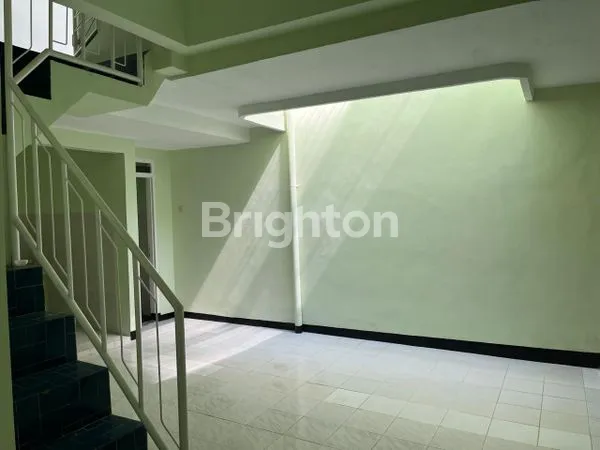 image RUMAH KELUARGA DI DAERAH TIDAR MALANG (3)