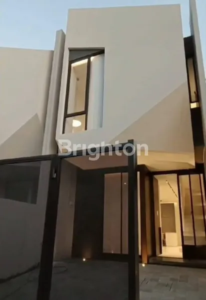 image RUMAH BARU SUTOREJO, MULYOSARI, BHASKARA, HANYA 2 UNIT, ROW 3 MOBIL, FURNISH (1)