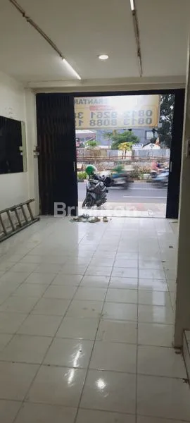 image RUKO 3 LANTAI DI JALAN MERUYA ILIR (2)