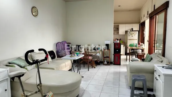 image JUAL RMH JL SALAM 2 LT, BANDUNG (4)