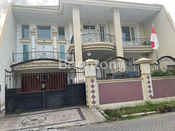 image RUMAH MEWAH 2 LANTAI DHARMAHUSADA INDAH DEKAT ATLAS, BONNET MANYAR, GALAXY MALL (1)