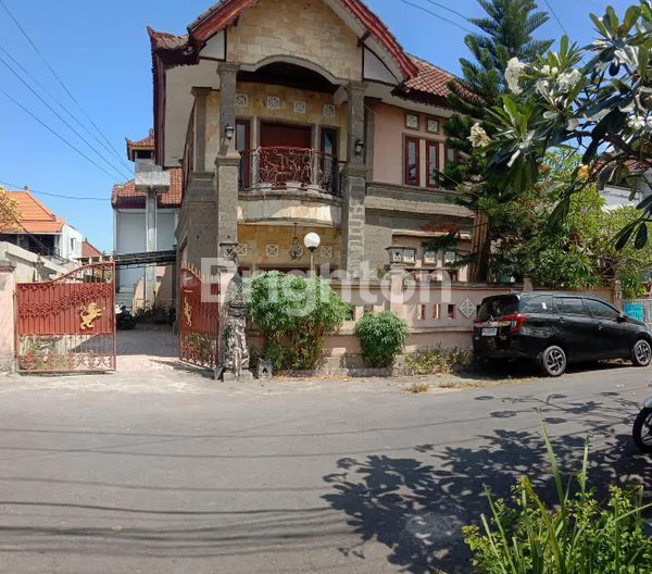 image RUMAH 2 LANTAI DI TUKAD BATANGHARI DENPASAR (1)