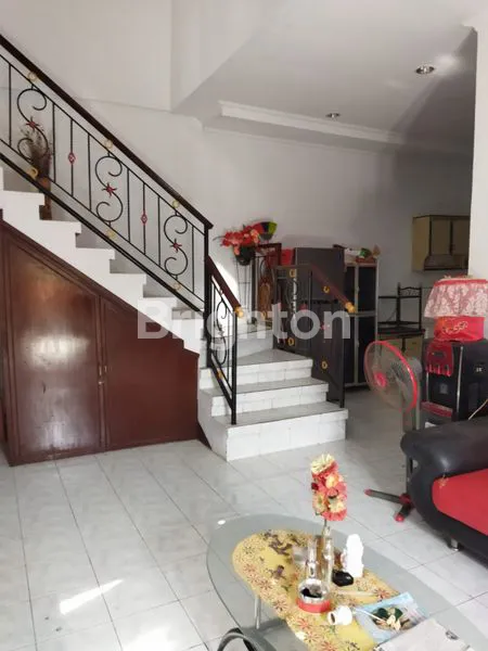 image RUMAH 2 LANTAI DI TUKAD BATANGHARI DENPASAR (6)