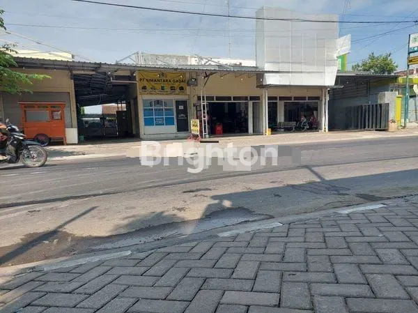 TEMPAT USAHA, BANGUNAN (GUDANG) & RUMAH LT 1000M2