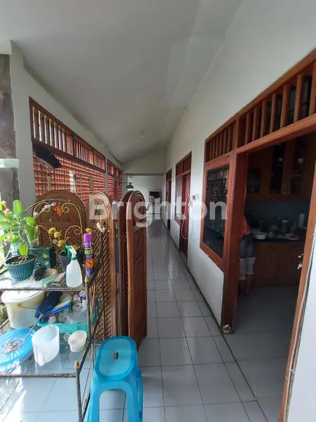 image RUMAH MEWAH TERAWAT SIDOSERMO PDK DIJUAL  (6)