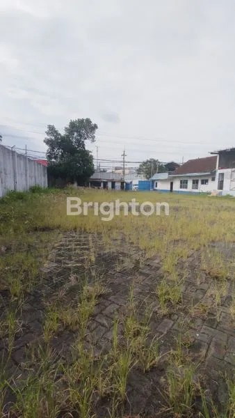 image GUDANG LOKASI STRATEGIS DI TEGAL BESAR JEMBER (5)
