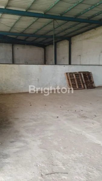 image GUDANG LOKASI STRATEGIS DI TEGAL BESAR JEMBER (4)
