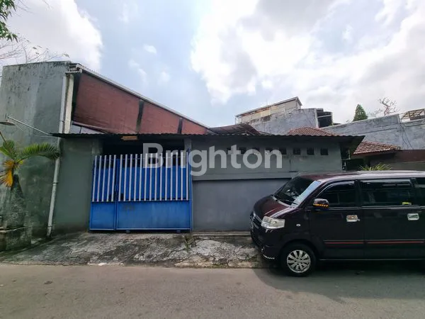 image RUMAH KOST DAERAH ELIT DEKAT JALAN GUNUNG GUNUNG KOTA MALANG (3)