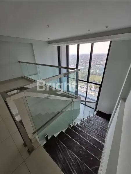 image SOHO CIPUTRA WORLD VIELOFT DEKAT TOL SATELIT, DEKAT KAMPUS UWKS, SELANGKAH KE MAYJEN SUNGKONO  (1)