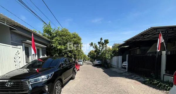 image RUMAH DI SUKOLILO DIAN REGENCY, SURABAYA (2)