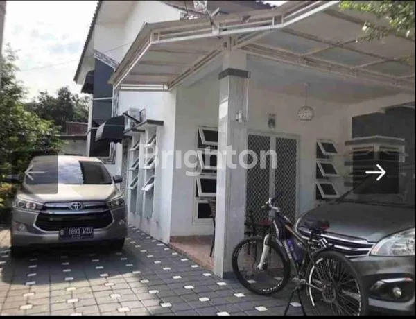 image MILIKI RUMAH  DENGAN BANYAK BONUS DI JATIBENING (4)