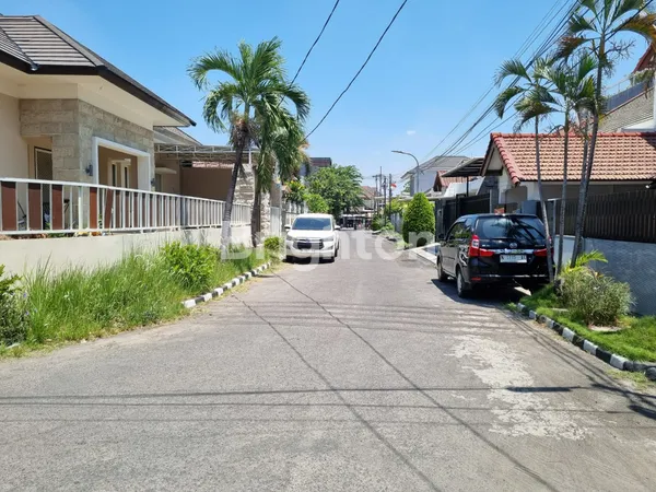 image RUMAH BAGUS DARMO PERMAI TIMUR (3)