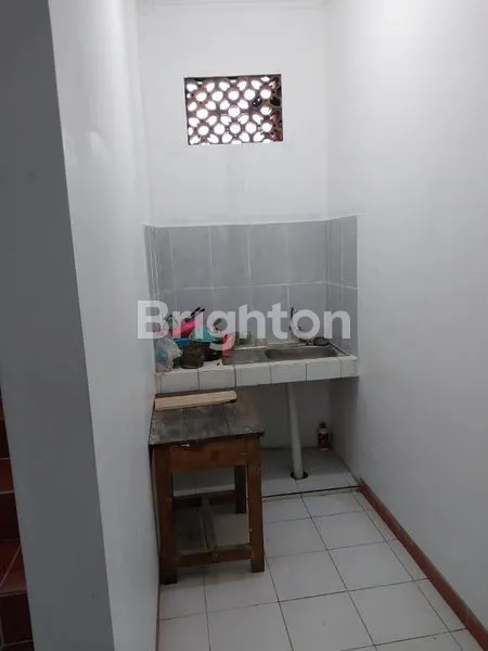 image RUMAH 2 LANTAI SIAP HUNI  (5)