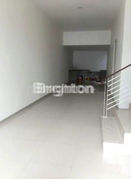 image RUMAH GRESS MINIMALIS DI GAYUNGSARI (3)