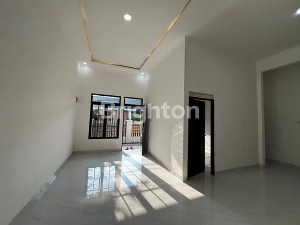 image RUMAH STRATEGIS DI KALIMALANG BEKASI (3)