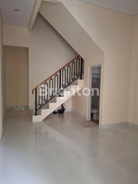 image RUMAH BARU 4 LANTAI TANJUNG DUREN (2)