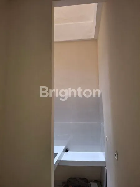 image RUMAH BARU 4 LANTAI TANJUNG DUREN (5)