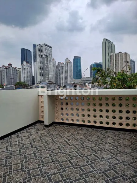 image RUMAH BARU 4 LANTAI TANJUNG DUREN (7)