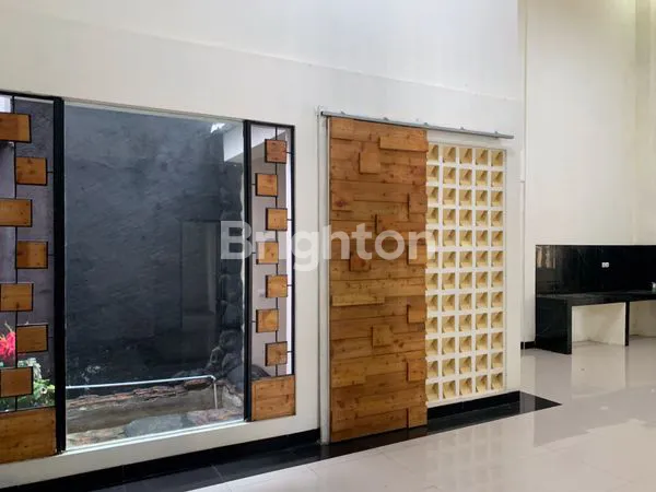 image RUMAH BESAR CUANTIK 2 LANTAI (5)