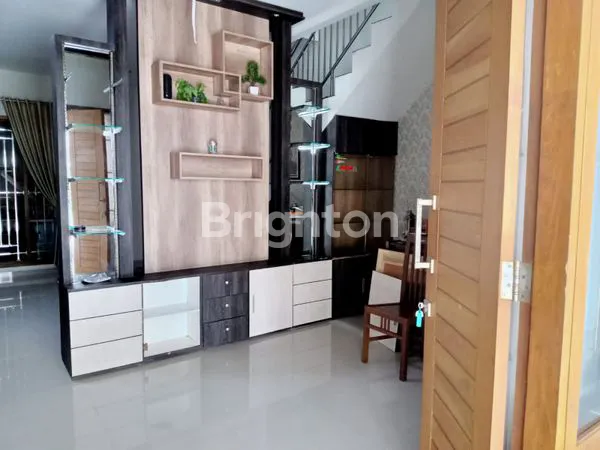 image RUMAH MINIMALIS SIAP HUNI 2 LANTAI DI PABELAN KARTASURA (2)