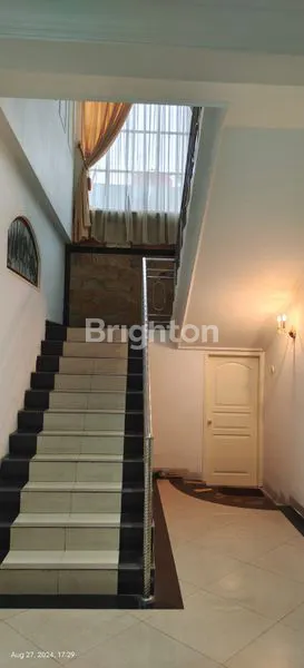 image RUMAH SIAP HUNI DAN RAPIH  (3)