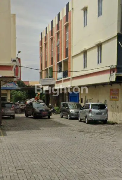 image RUKO 3 LANTAI SIAP PAKAI LOKASI STRATEGIS PARKIR LUAS DI JALAN RAYA KALIABANG PERWIRA BEKASI (3)