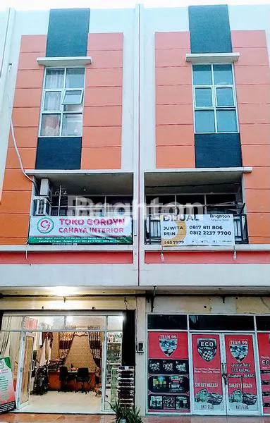 image RUKO 3 LANTAI SIAP PAKAI LOKASI STRATEGIS PARKIR LUAS DI JALAN RAYA KALIABANG PERWIRA BEKASI (5)