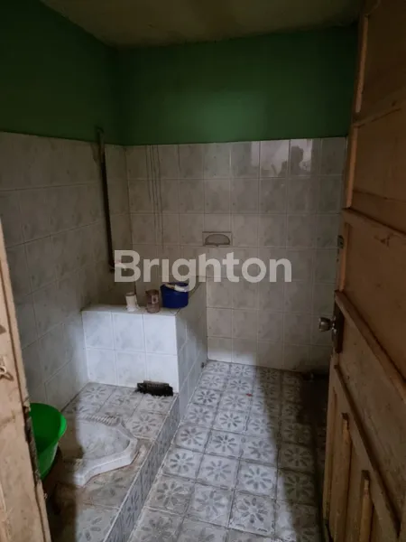 image TOKO DI JAGIR WONOKROMO SURABAYA (7)