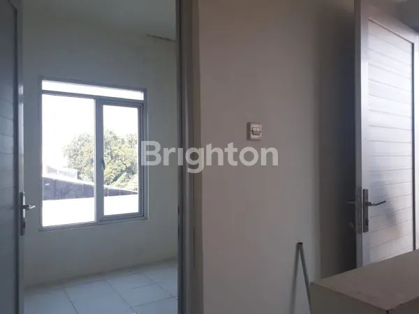 image RUKO 2,5 LANTAI  BANGUNAN BARU DI JALAN RAYA DAERAH CIHANJUANG, CIMAHI DENGAN PEMANDANGAN KE GUNUNG TANGKUBAN PERAHU (5)