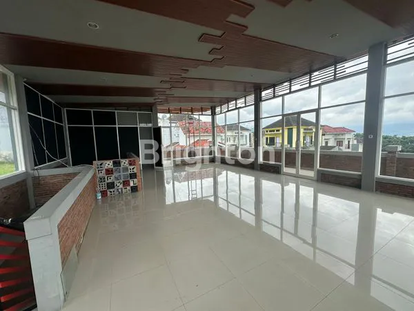 image DISEWAKAN RUANG USAHA EX RESTO/CAFE DI BATU DEKAT DENGAN AMARTHA HILLS (8)