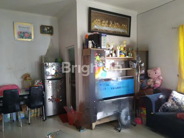 image RUMAH HOOK PERUMAHAN TAMAN BUKIT HIJAU (7)