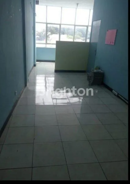 image RUKO BEKAS KANTOR JALAN RAYA PUSPITEK SETU TANGSEL BANTEN (5)