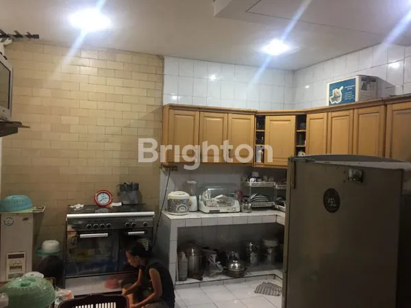 image RUMAH SIAP HUNI TANJUNG DUREN JAKARTA BARAT (4)