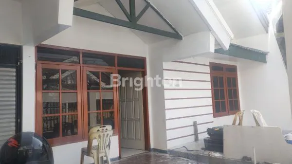 image RUMAH 1 LANTAI DI PERUMAHAN GRIYA BABATAN MUKTI WIYUNG (1)