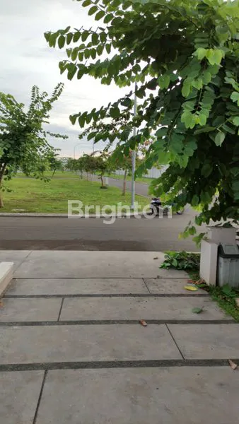 image RUMAH SUVARNA SUTERA, CIKUPA, TANGERANG (2)