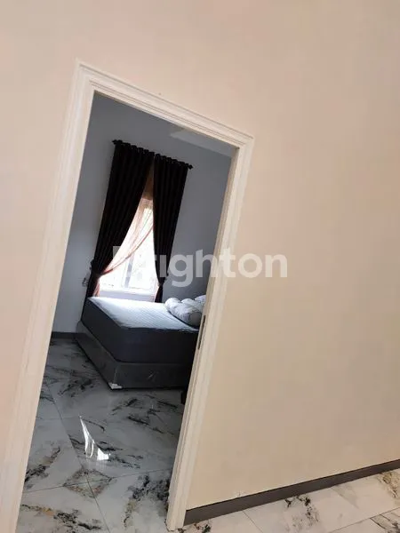 image BANGUNAN GRESS DEKAT KOTA (5)