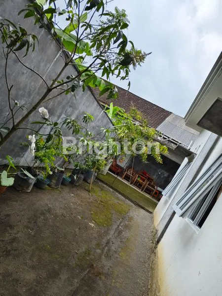 image BANGUNAN GRESS DEKAT KOTA (8)