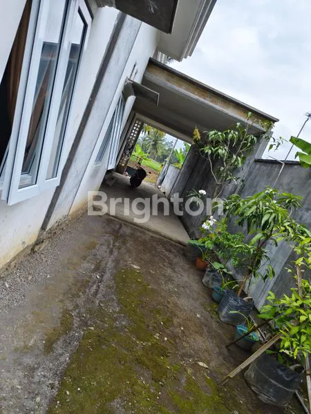 image BANGUNAN GRESS DEKAT KOTA (7)