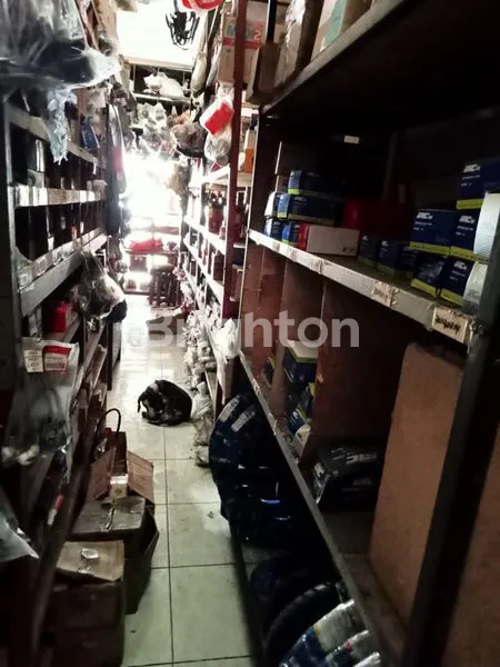 image DIJUAL CEPAT RUMAH + TOKO CARUBAN (4)