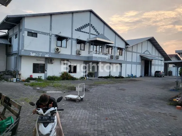 image GUDANG PREMIUM 4200M² CERME GRESIK - LENGKAP IJIN INDUSTRI (1)