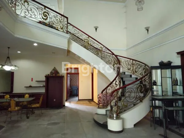 image RUMAH 2 LANTAI SIAP HUNI, AREA SURABAYA BARAT (3)