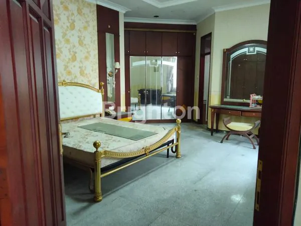 image RUMAH 2 LANTAI SIAP HUNI, AREA SURABAYA BARAT (6)