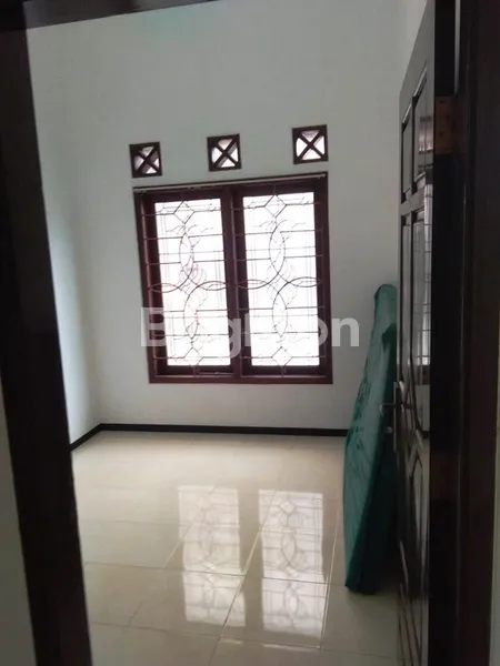 image RUMAH KOS AKTIF 2 LANTAI DI JL SALAK DAU MALANG (5)