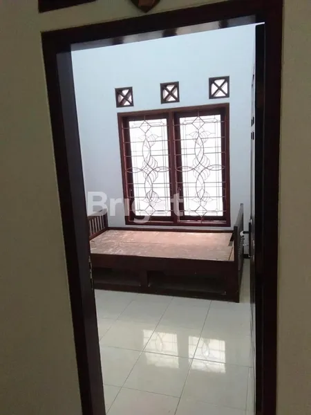 image RUMAH KOS AKTIF 2 LANTAI DI JL SALAK DAU MALANG (6)