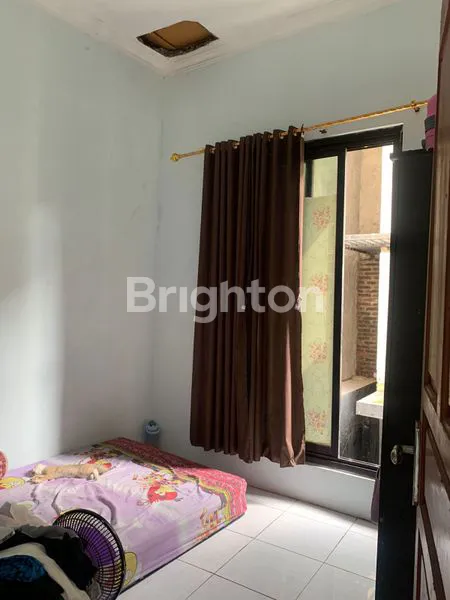 image RUMAH DENGAN BONUS VIEW CANTIK PEGUNUNGAN DITAMAN BERINGIN INDAH NGALIYAN SEMARANG (5)