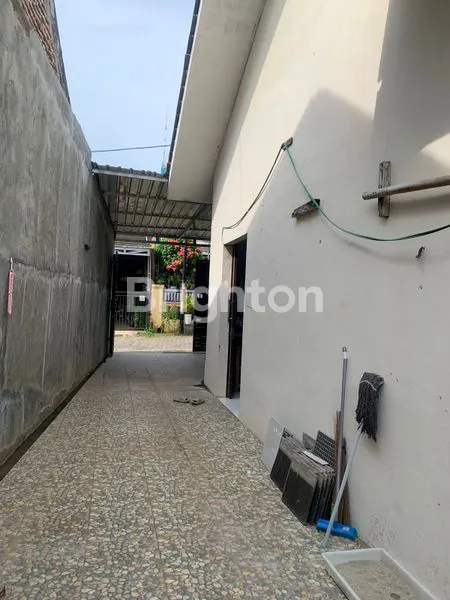 image RUMAH DENGAN BONUS VIEW CANTIK PEGUNUNGAN DITAMAN BERINGIN INDAH NGALIYAN SEMARANG (7)