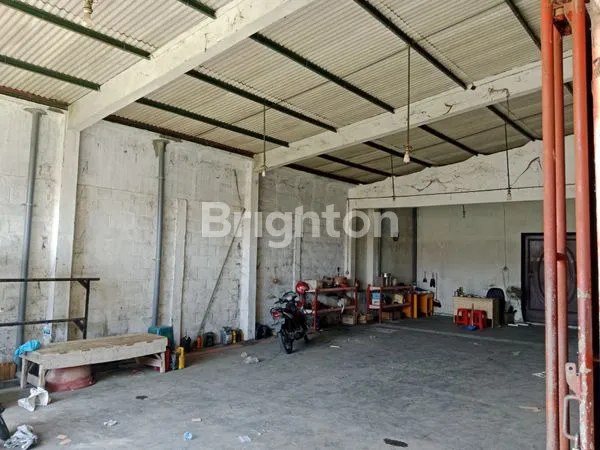 image DIJUAL GUDANG LOKASI PARE KOTA (3)