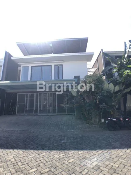 image DIJUAL RUMAH HUNIAN SERASA DI VILLA BALI RUMAH BARU GRESS PAKUWON CITY SURABAYA (1)